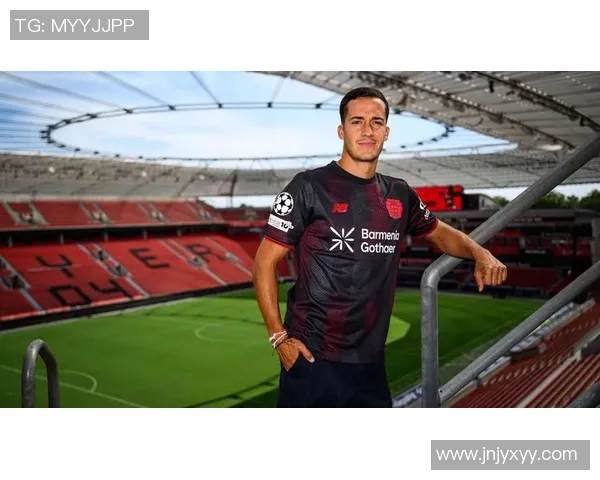 足球明星孩子的日常生活可爱瞬间展现家庭温馨与快乐时光